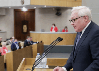 Rusia paralajmëron se zgjerimi i NATO-s do të ketë efekt destabilizues në botë