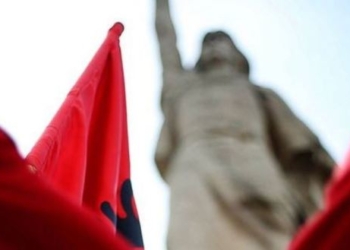 Qeveria e Shqipërisë ndan një milionë euro ndihmë financiare për Ukrainën