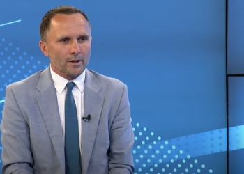 Avdia: Firmosja e shumë marrëveshjeve mes Kosovës dhe Shqipërisë, lajm jo i mirë