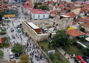 Vushtrri: Hajnat vjedhin friz, një pompë uji dhe mish