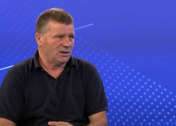 Jashari: Një ministre si Donika Gërvalla nuk e ka vendin në Qeverinë e Kosovës