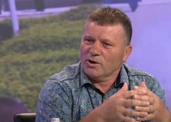 Jashari: Kemi parë që dikush hodhi gaz lotsjellës nga dritaret e Kuvendit në protestën e veteranëve