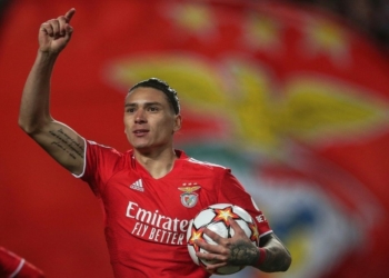 Liverpooli shumë pranë blerjes së “yllit” të Benfikës