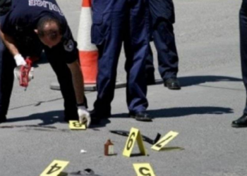 Vetura shkel dy këmbësore në Gjilan