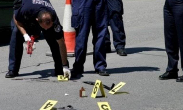 Vetura shkel dy këmbësore në Gjilan