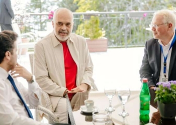 Rama thotë se Abazoviq futi zyrtarisht Malin e Zi në Ballkanin e Hapur