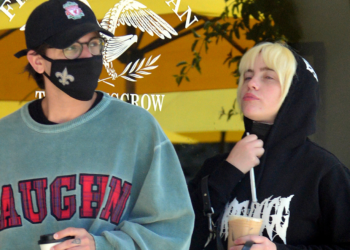 Billie Eilish ndahet nga i dashuri
