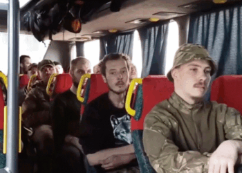 Lirohen 144 ushtarë ukrainas në shkëmbimin e të burgosurve me Moskën