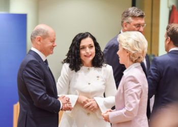 Emisari gjerman: Kosova të mos dorëzohet, liberalizimi do të ndodhë