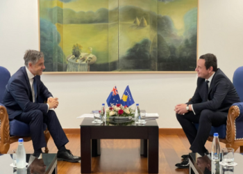 Kurti priti në takim diplomatin australian