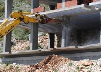 I vazhdojnë ndërtimet pa leje, arrestohen dy persona në Klinë