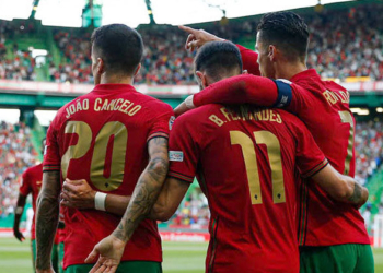 Zvicra nënshtrohet nga Portugalia, Spanja e Çekia luajnë baras