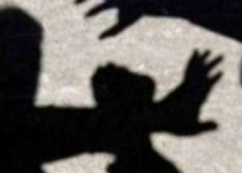 Arrestohen babë e bir në Gjakovë, në gjendje të dehur u rrahën mes vete