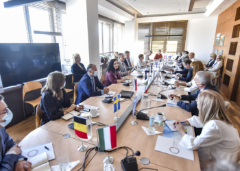 Osmani: Do të punojmë ngushtë gjatë presidencës çeke të BE-së për çështjen e liberalizimit të vizave