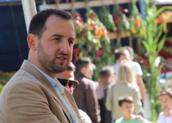 Deputeti i VV-së: Abdixhiku po kënaqet kur Kosova po del keq