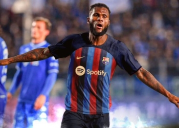 Barcelona nis blerjet, zyrtarizon yllin e Serie A