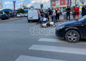 Vetura godet një motorist në Fushë – Kosovë