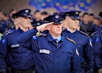 Polici jep dorëheqje pas 20 vitesh shërbim: Paga e vogël, s’mund ta mbajë familjen