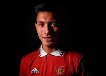 Unitedi prezanton Lisandro Martinezin