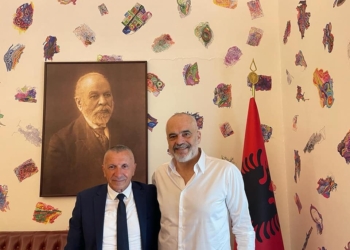 Kamberi kërkon angazhim nga Rama për realizimin e kërkesave të shqiptarëve të Luginës