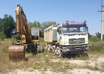 Policia sekuestron tri mjete të rënda në Pejë