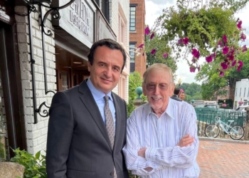 Kurti takon William Walkerin