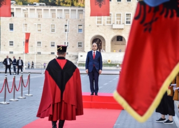 Begaj përmendi Kosovën kur foli për integrimin euro-atlantik