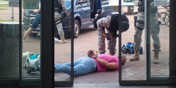 Arrestohet Elvis Kelmendi, djali i Naser Kelmendit i dyshuar për trafikim me drogë