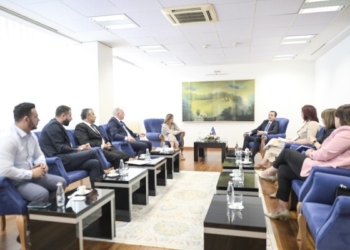 Komunitetet jo shumicë i japin mbështetje Vettingut