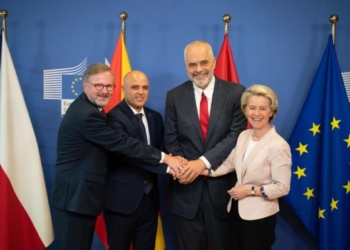 Rama dhe Kovaçevski priten nga Von der Leyen