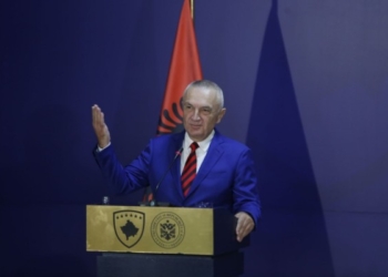 Meta: Mezi pres të duartrokas një marrëveshje Kosovë – Serbi