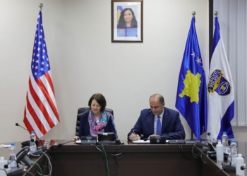 SHBA do t’i jap Kosovës sistem të ri për komunikim të sigurt