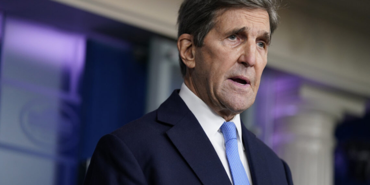 Kerry: Rikthimi i përdorimit të qymyrit në Evropë duhet të jetë i përkohshëm