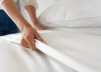 Sa shpesh duhen ndërruar çarçafët në dimër dhe verë?