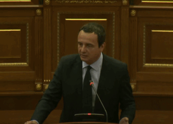 Kurti: Jam i gatshëm të vazhdoj konsultimet me partitë për Vettingun