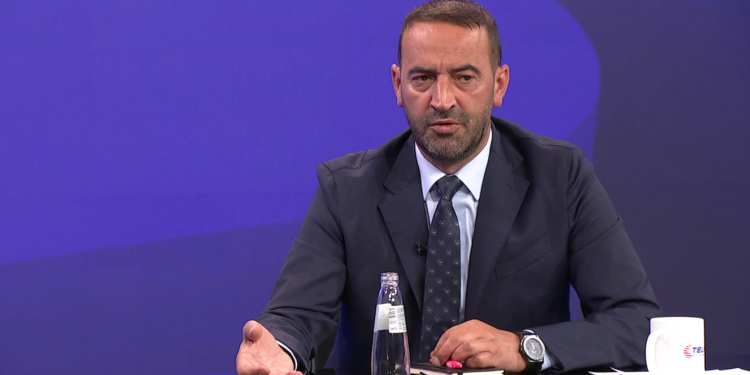 Haradinaj: Qeveria s’është fajtore pse nafta është shtrenjtë por pse nuk po e heq akcizën