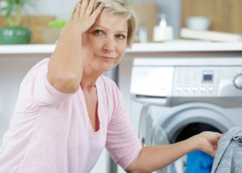 Këto gjëra të cilat nuk bën të lahen në rrobalarëse: Në qoftë se e bëni këtë gabim, do t’ju kushtojë shtrenjtë