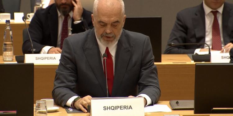 Drejtori i Fondit për Sigurime Shëndetësore i quan tendencioze pretendimet për keqpërdorime