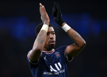 Chelsea në bisedime me PSG-në për transferimin e Kimpembe