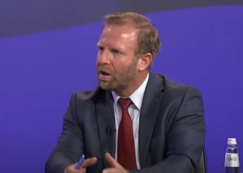 Abazi: Jam i bindur se gjatë vitit do të ketë lëvizje pozitive për liberalizim të vizave