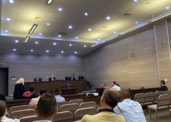 Ish-kryeshefi i KPM-së deklarohet i pafajshëm, ndërsa ish-drejtori e pranon fajësinë për marrje ryshfeti