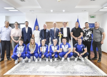 Kurti pret medalistët e Kosovës në Lojërat Mesdhetare