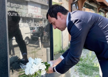 ​Kurti përkujton Demaçin në katër vjetorin e vdekjes