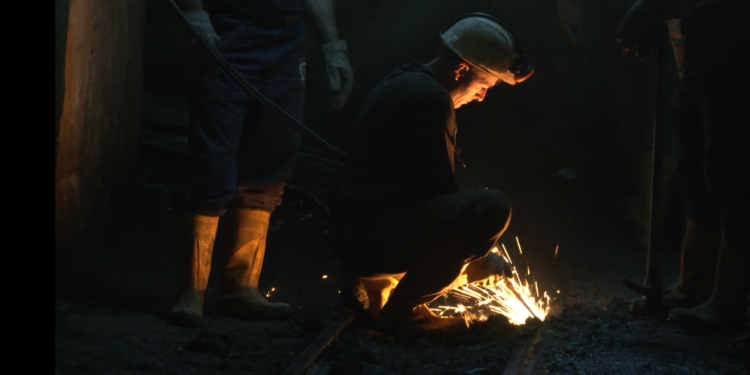 Minatorët i kundërshtojnë ofertat për pensionim të parakohshëm