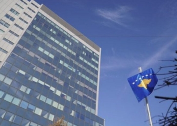 Nga 1 gushti Kosova nuk i lëshon në kufi shtetasit me dokumente të Serbisë