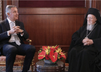 Gjukanoviq bën thirrje për qetësi pas paralajmërimit për marrëveshje me Kishën serbe