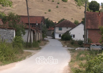 Banorët e fshatit Studime të Vushtrrisë që dy dekada pa ujë të pijshëm