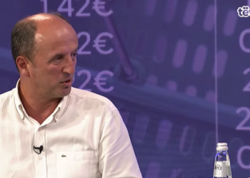 Huruglica: Është e vështirë me qenë sot në lëkurë të ministrit Murati apo kryeministrit Kurti