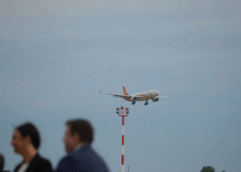 Nis operimi i linjës së rregullt ajrore Pekin-Beograd