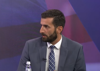 Demhasaj thotë që veprimi i Qeverisë Kurti karshi gazit amerikan ishte i bazuar në inate politike